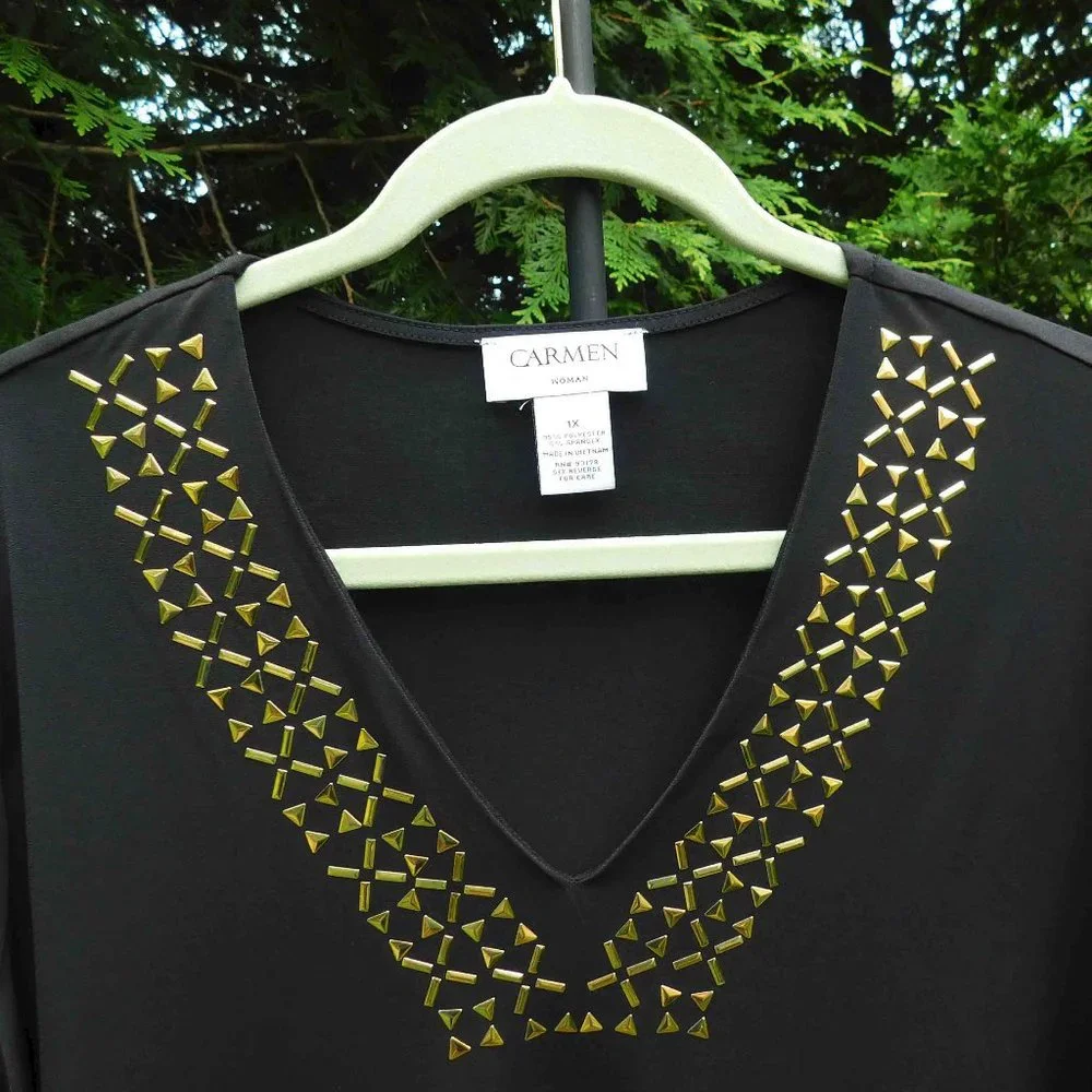 Carmen Marc Valvo Plus Sz-1x Beautiful Studded Blouse - Picture 2 of 3